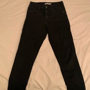 Levi’s Black 721 High Rise Skinny Jeans